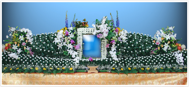 約230万での生花祭壇例